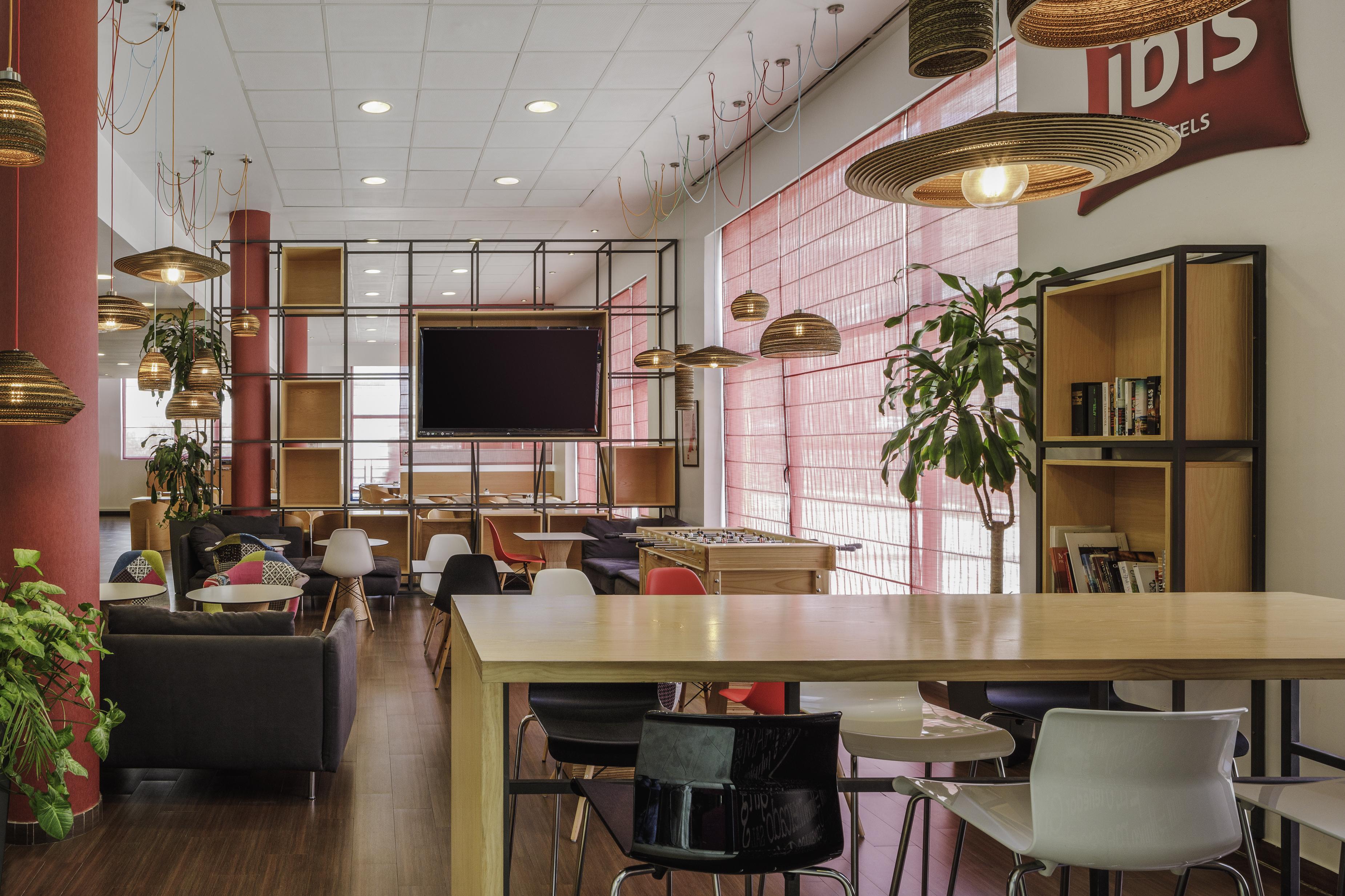 Hotel Ibis Malaga Centro Ciudad Esterno foto