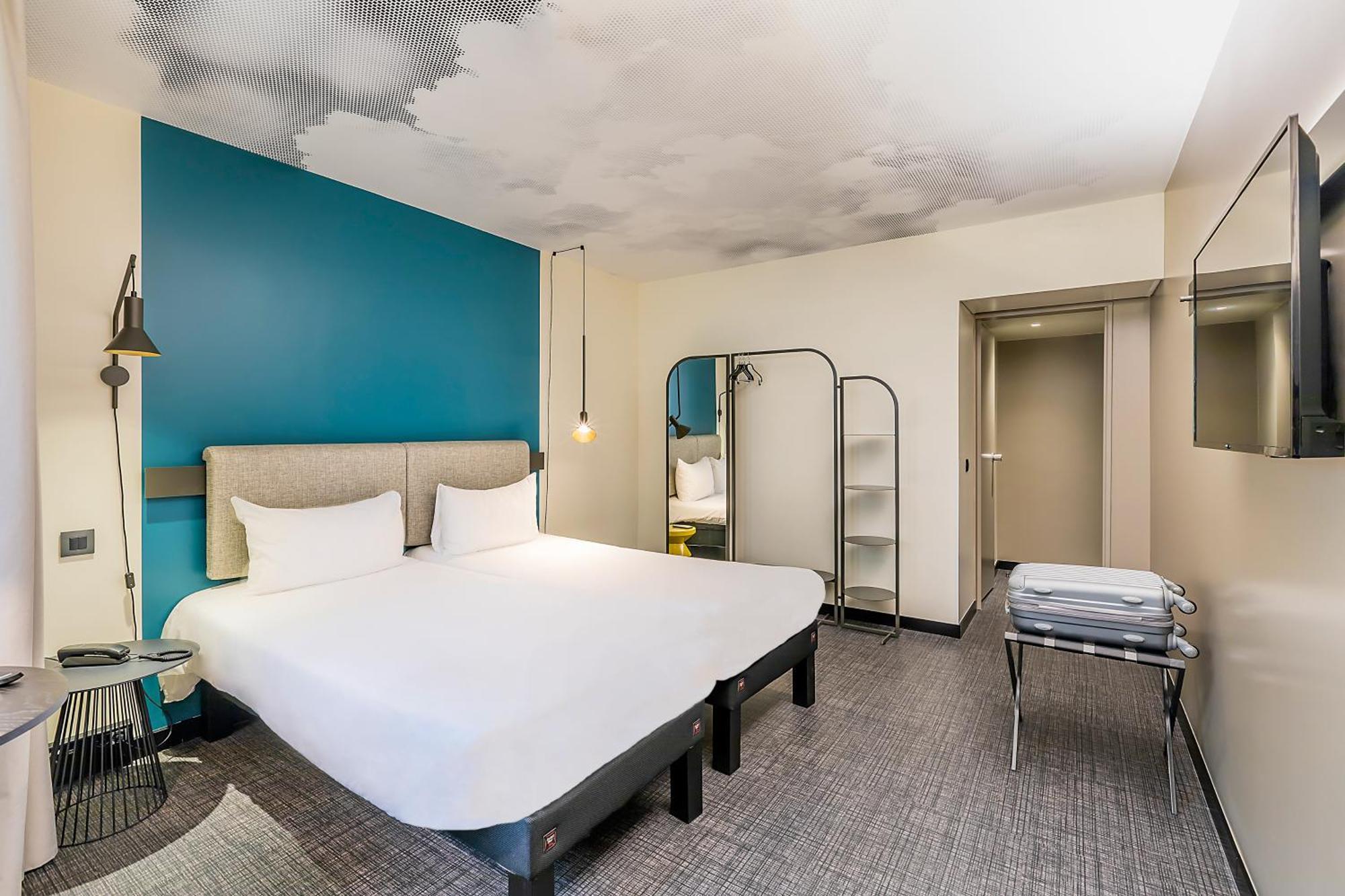 Hotel Ibis Malaga Centro Ciudad Esterno foto