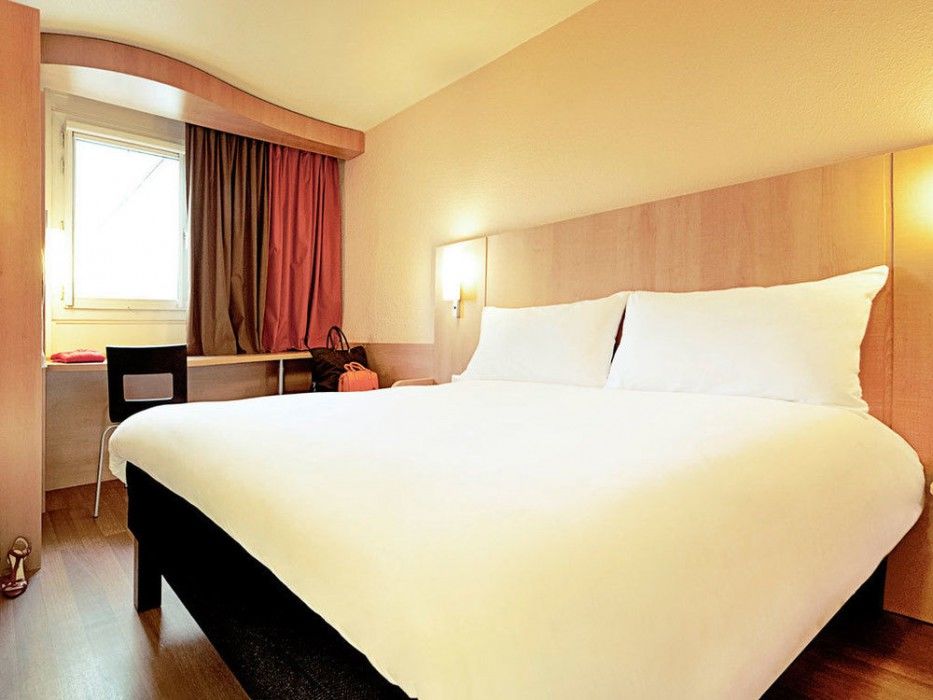 Hotel Ibis Malaga Centro Ciudad Esterno foto